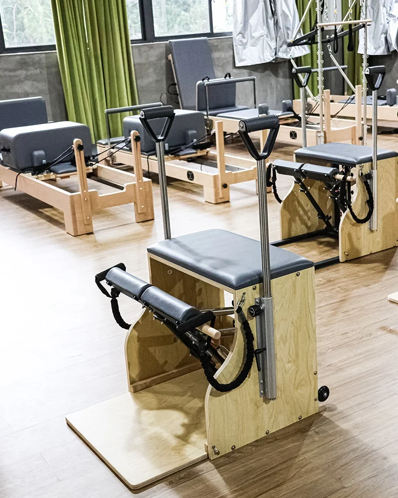 America Yoga Studio Verwenden  – Pilates Yoga Combo Bewertung und Preis